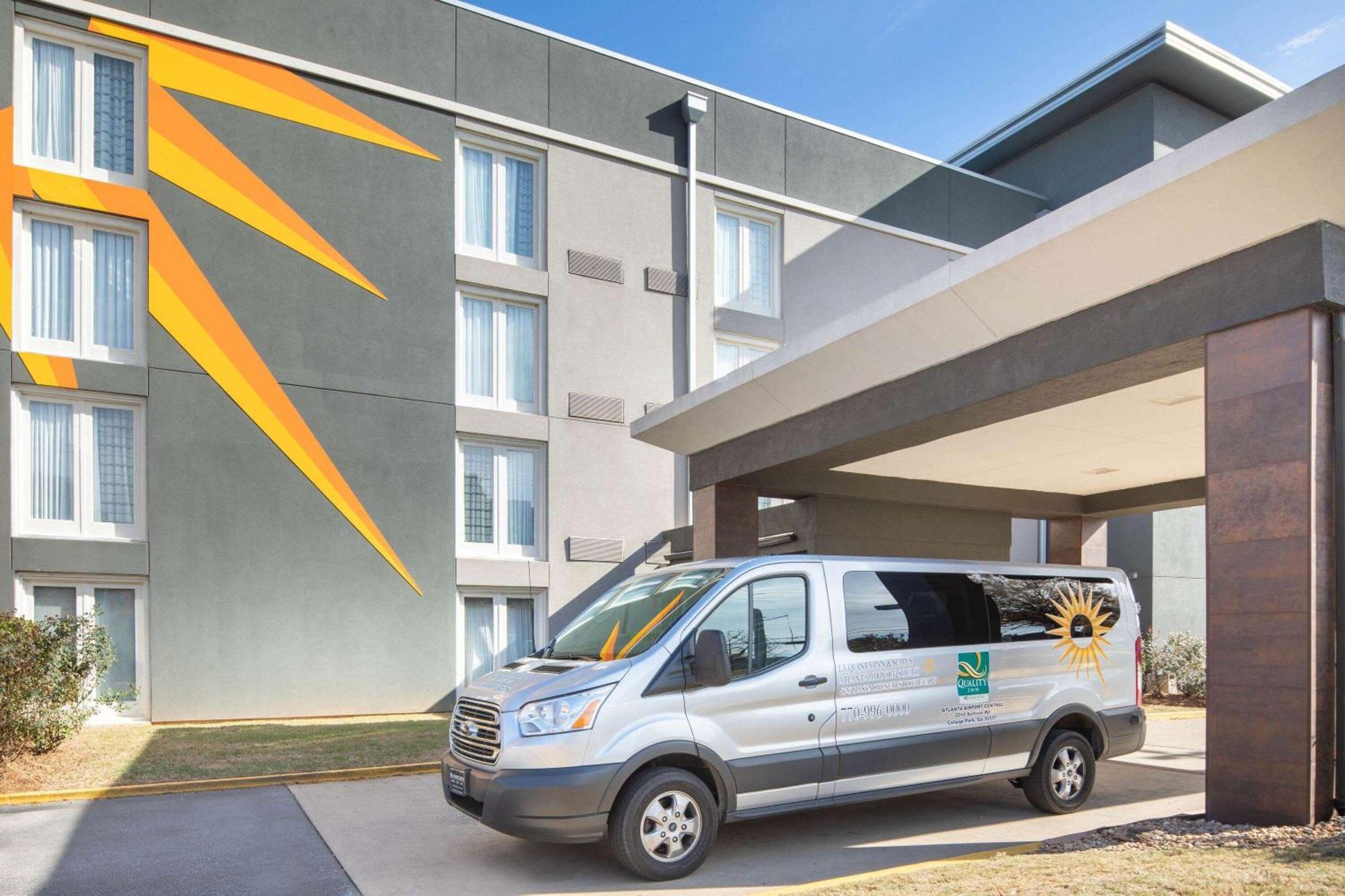 Hotel La Quinta By Wyndham Atlanta Airport South College Park Exterior foto
